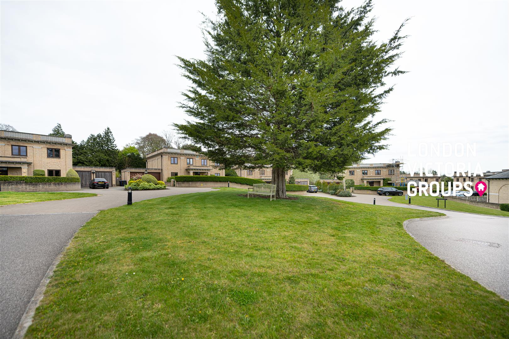 Duchess Crescent, Stanmore